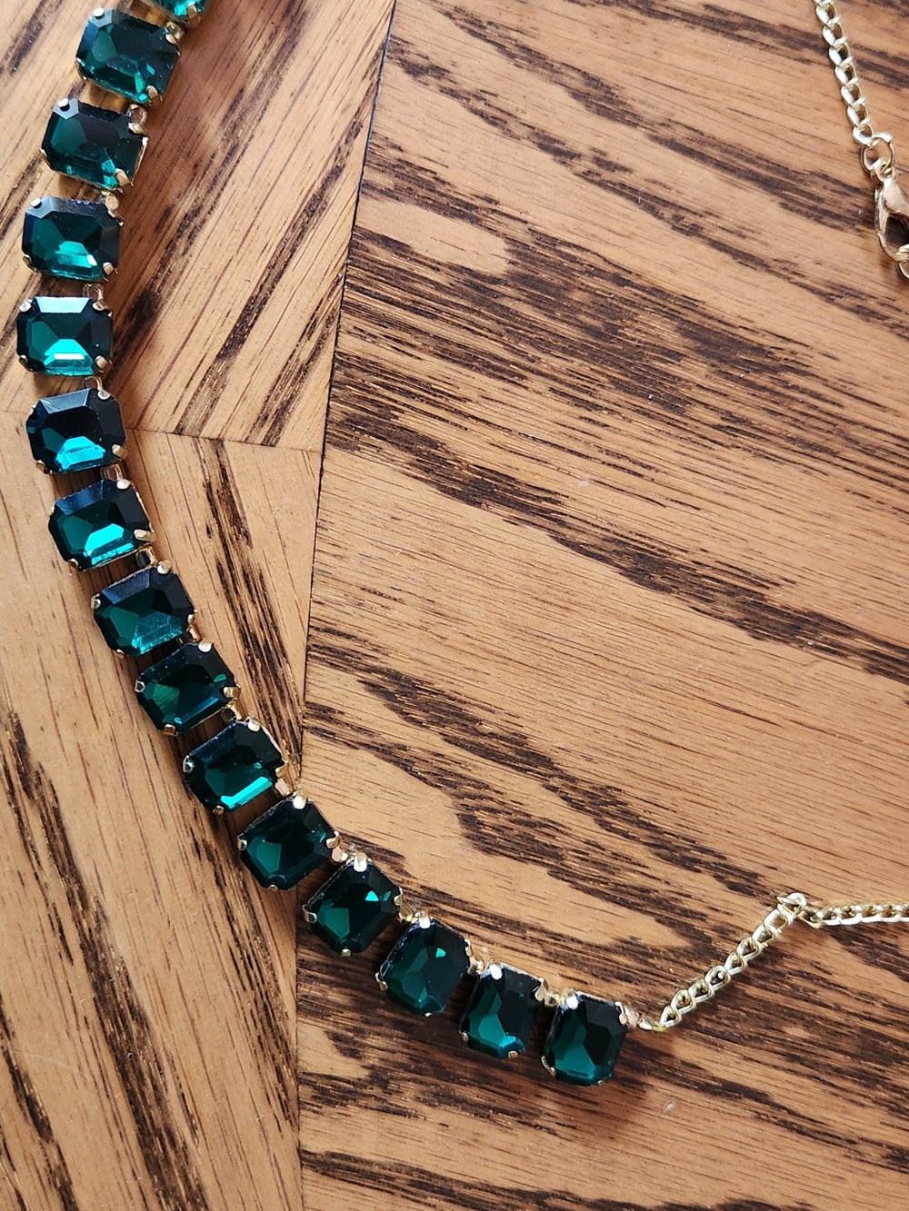 Emerald Green Crystal Statement Necklace - Eye Catching Women Jewelry